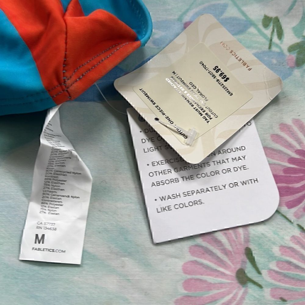 Fabletics Cutout One Piece Swimsuit - M - Picture 3 of 8